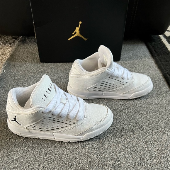 Air Jordan kids Flight Origin 4 White Sneakers - Picture 10 of 13